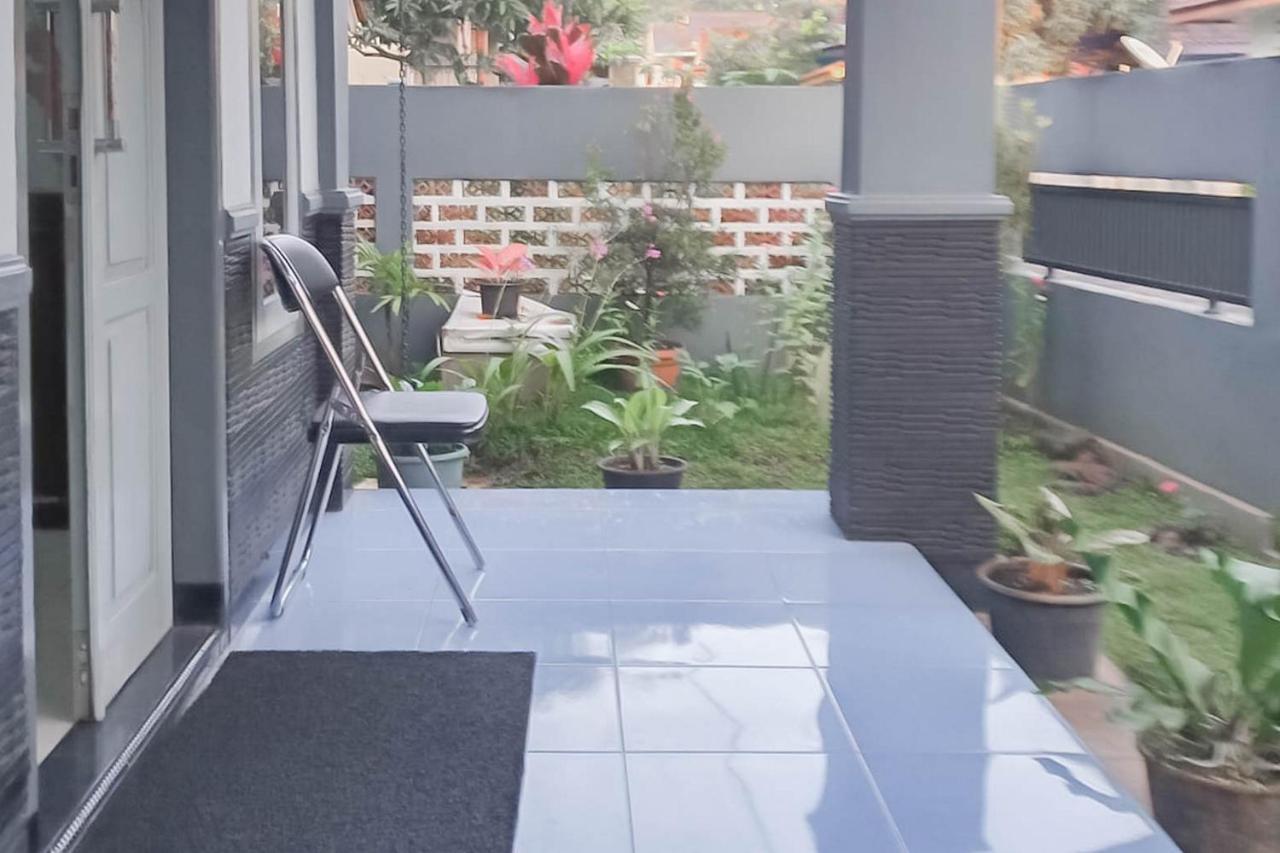 Triyoga Homestay Syariah Redpartner Sangkanurip Exterior photo
